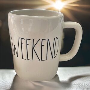 🍻Rae Dunn Weekend Mug🍻